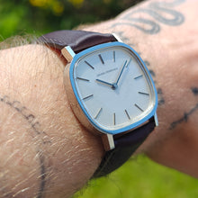 Load image into Gallery viewer, Girard Perregaux dresswatch mécanique

