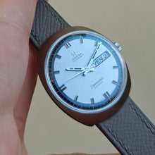 Charger l'image dans la galerie, Omega Seamaster Coscmic automatique
