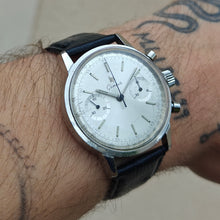 Charger l'image dans la galerie, Lip Genève Chronographe RCH 830

