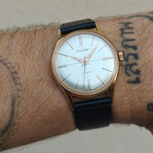 Charger l&#39;image dans la galerie, Nivada crosshair dial
