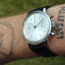 Charger l'image dans la galerie, Lip Genève Chronographe RCH 830
