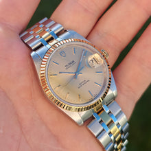 Charger l&#39;image dans la galerie, Tudor Prince date
