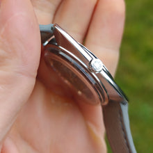 Load image into Gallery viewer, Longines Ultra chron c shape automatique crosshair
