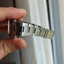 Charger l&#39;image dans la galerie, Rolex Oysterdate Précision 6694 black dial
