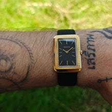 Charger l'image dans la galerie, Edox clou de Paris gilt
