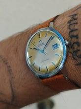 Load image into Gallery viewer, Omega Seamaster 166.002 Cal 562

