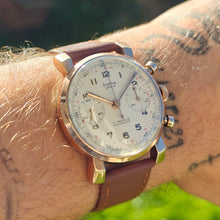 Charger l&#39;image dans la galerie, Chronographe Huma Landeron
