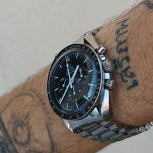 Load image into Gallery viewer, Omega Speedmaster professionnal 145.022 st71
