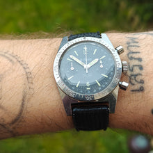 Charger l'image dans la galerie, Chronographe Le Phare valjoux 92 diver
