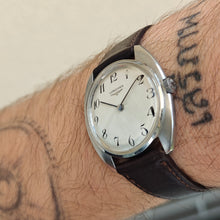 Load image into Gallery viewer, Longines Ultra thin Cal 428
