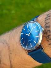 Charger l&#39;image dans la galerie, Omega Genève Dial bleu
