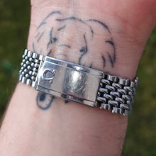 Charger l'image dans la galerie, Omega Genève full acier d'origine 166.070
