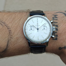 Charger l'image dans la galerie, Lip Genève Chronographe RCH 830
