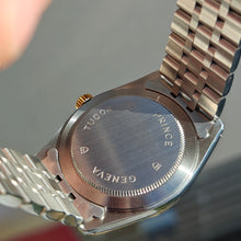 Charger l&#39;image dans la galerie, Tudor Prince Date automatique
