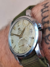 Charger l&#39;image dans la galerie, Omega Seamaster 410 2759-4  mécanique 1953
