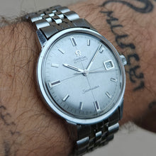 Charger l&#39;image dans la galerie, Omega Seamaster automatique crosshair Cal 565
