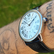 Load image into Gallery viewer, Cartier Ronde XL automatique 3517
