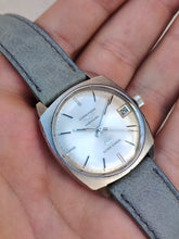 Charger l&#39;image dans la galerie, Longines Ultra chron automatique avec écrin
