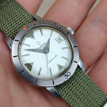 Charger l'image dans la galerie, Zodiac Sea wolf automatique diver blanche
