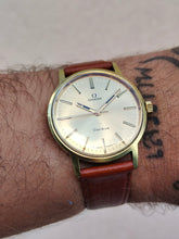 Charger l&#39;image dans la galerie, Omega Genève Cal 601

