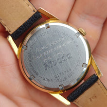 Load image into Gallery viewer, Nivada Compensamatic crosshair black dial
