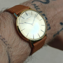 Load image into Gallery viewer, Longines Ultra slim tissé lin
