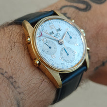 Charger l'image dans la galerie, Maty Chronographe triple date Valjoux 72C
