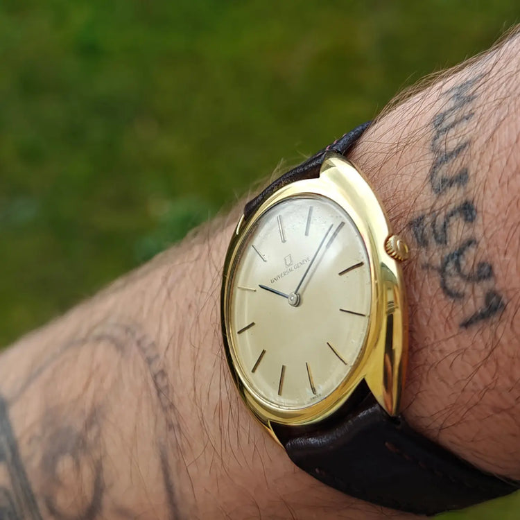 Universal Genève Kal. 42 Slim — Archivfoto 4/9
