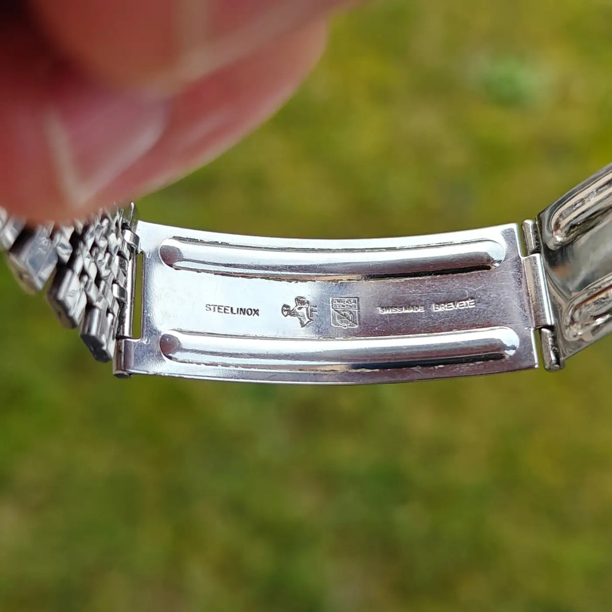 Universal Genève White Shadow Mikrorotor ultraslim — Archivfoto 7/9