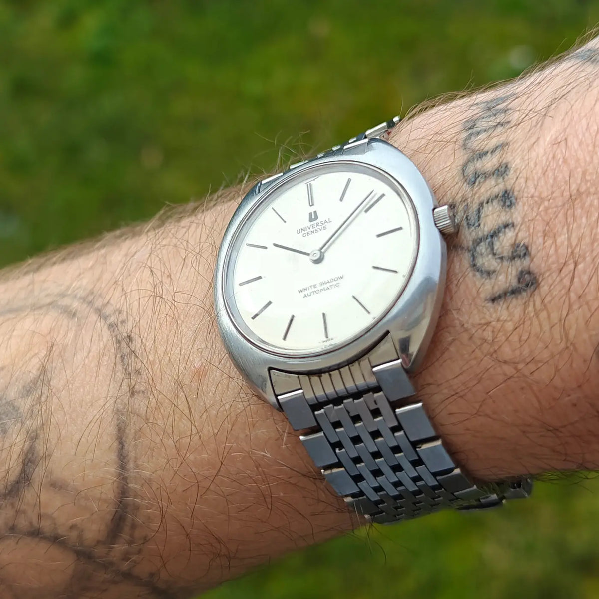 Universal Genève White Shadow Mikrorotor ultraslim — Archivfoto 3/9